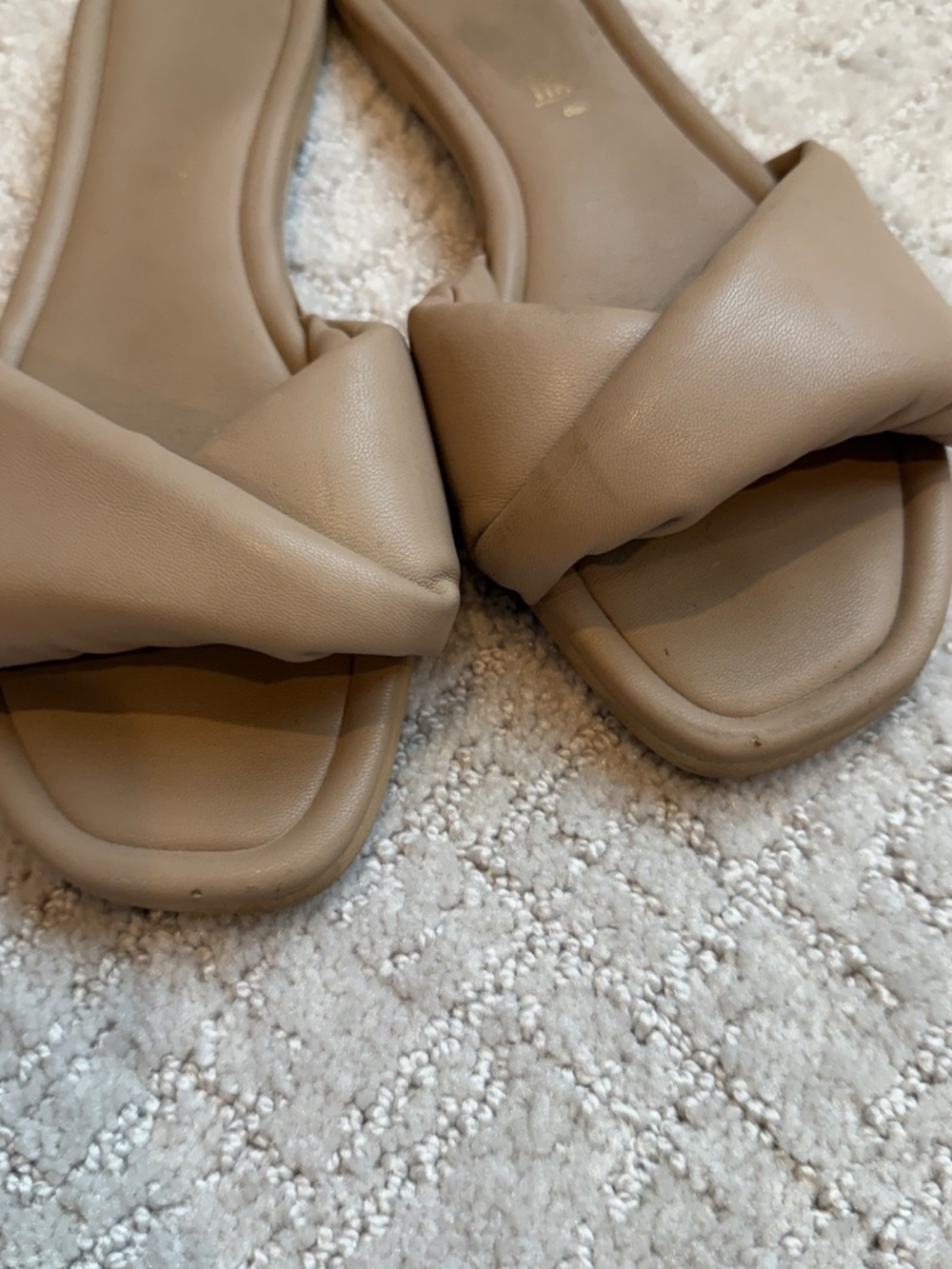 Seychelles Women's Breath Of Fresh Air puffy crossover slide sandals, Size 9 - Picture 7 of 7